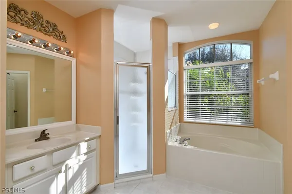 $2,800 | 12790 Meadowhawk Drive, Fort Myers, FL 33912