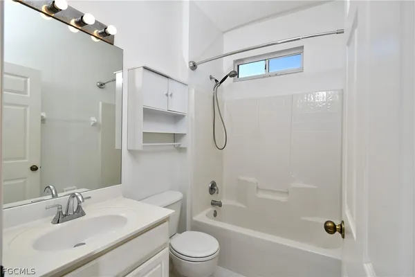 $2,800 | 12790 Meadowhawk Drive, Fort Myers, FL 33912