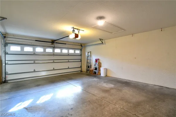 $2,800 | 12790 Meadowhawk Drive, Fort Myers, FL 33912