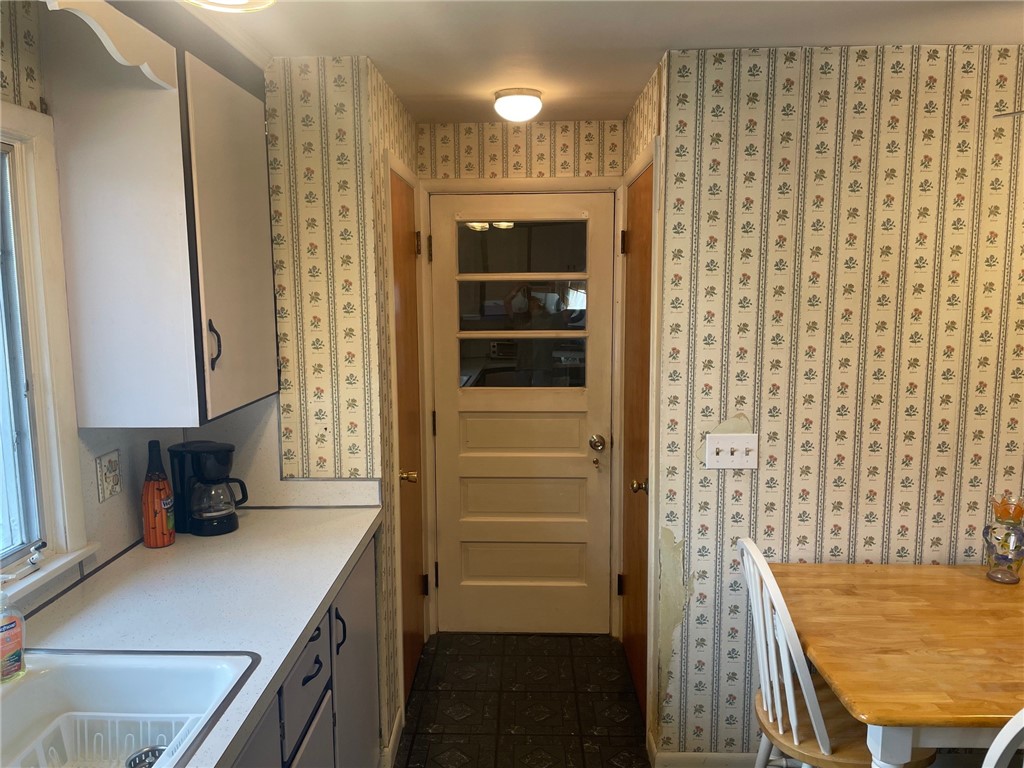 704 Rumson Road Greece, NY 14616 - Photo 6 of 25