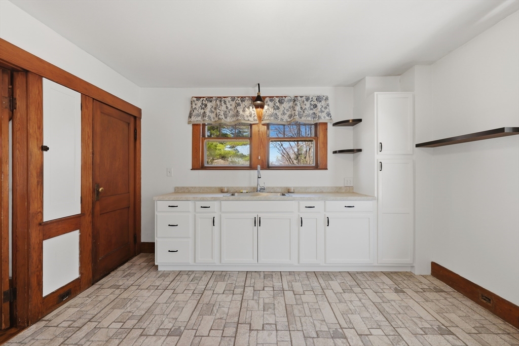 3 Ferry Road Salisbury, MA 01952 - Photo 15 of 35