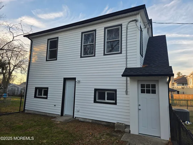 $2,100 | 72 Grand Avenue, Unit REAR, Long Branch, NJ 07740