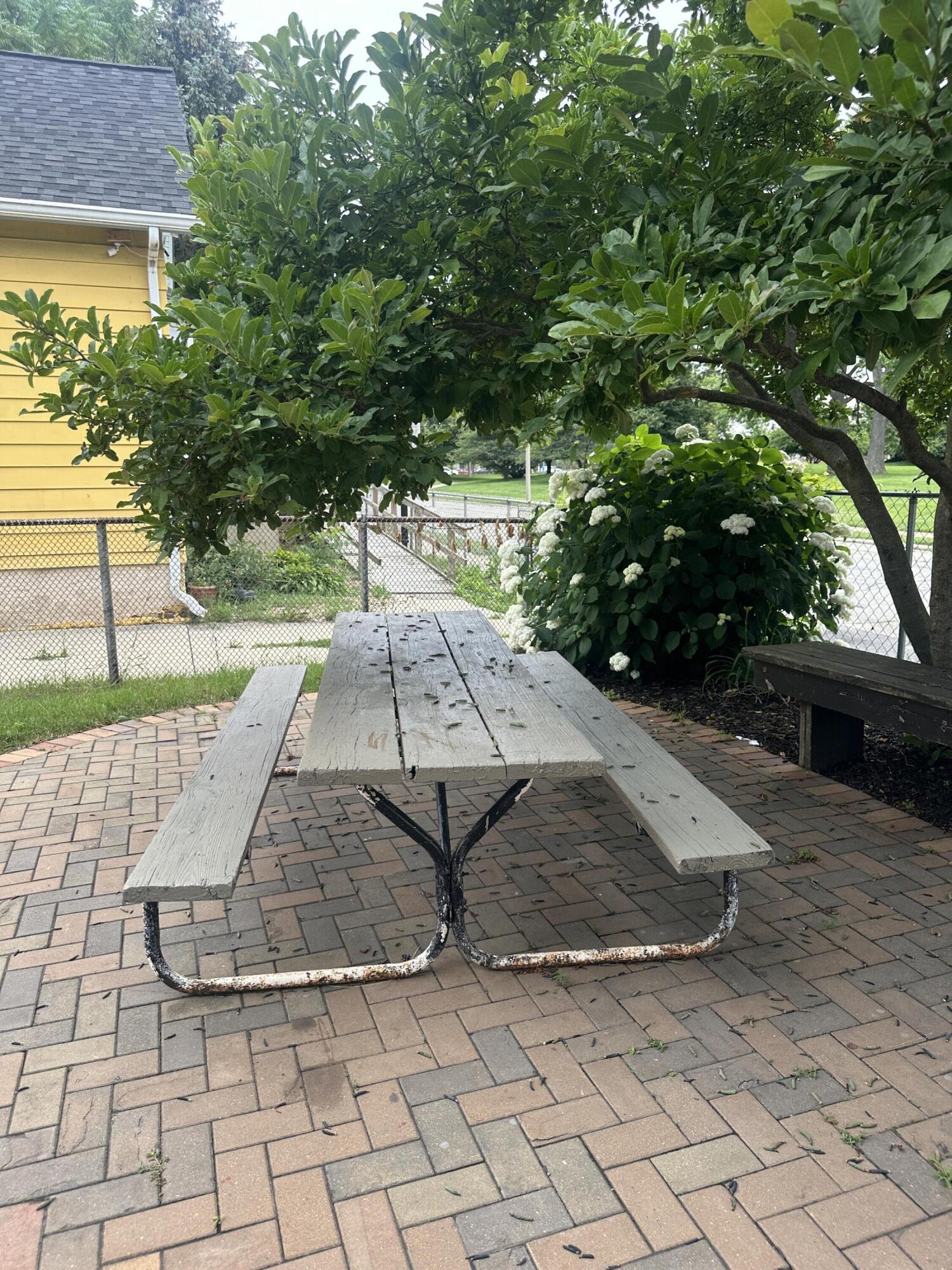1315 Howe Street Racine, WI 53403 - Photo 34 of 49 bench