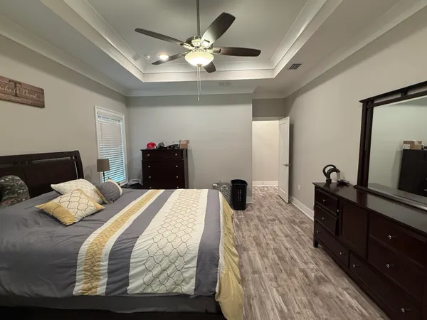 $3,175 | 1002 Gloria Avenue, Fort Walton Beach, FL 32547