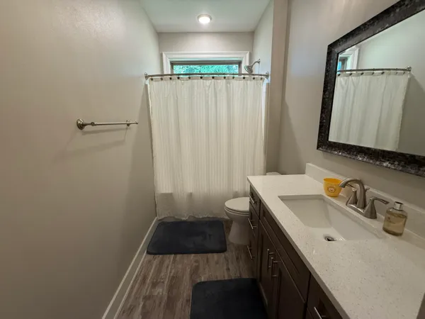 $3,175 | 1002 Gloria Avenue, Fort Walton Beach, FL 32547