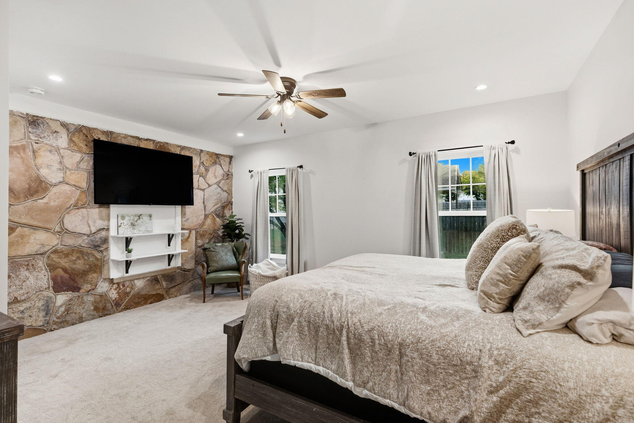 3709 Kellys Ferry Road Chattanooga, TN 37419 - Photo 12 of 24 Gallery Image 12