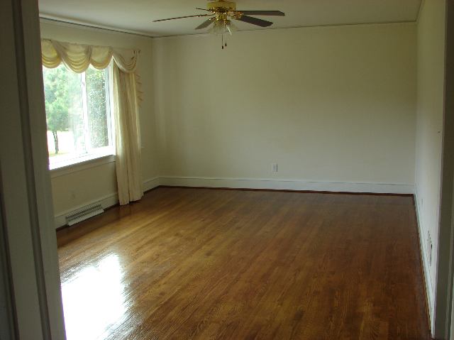 245 St Paul Road Easley, SC 29642 - Photo 4 of 8