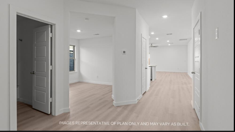 2318 150th Place Lubbock, TX 79423 - Photo 2 of 21 5