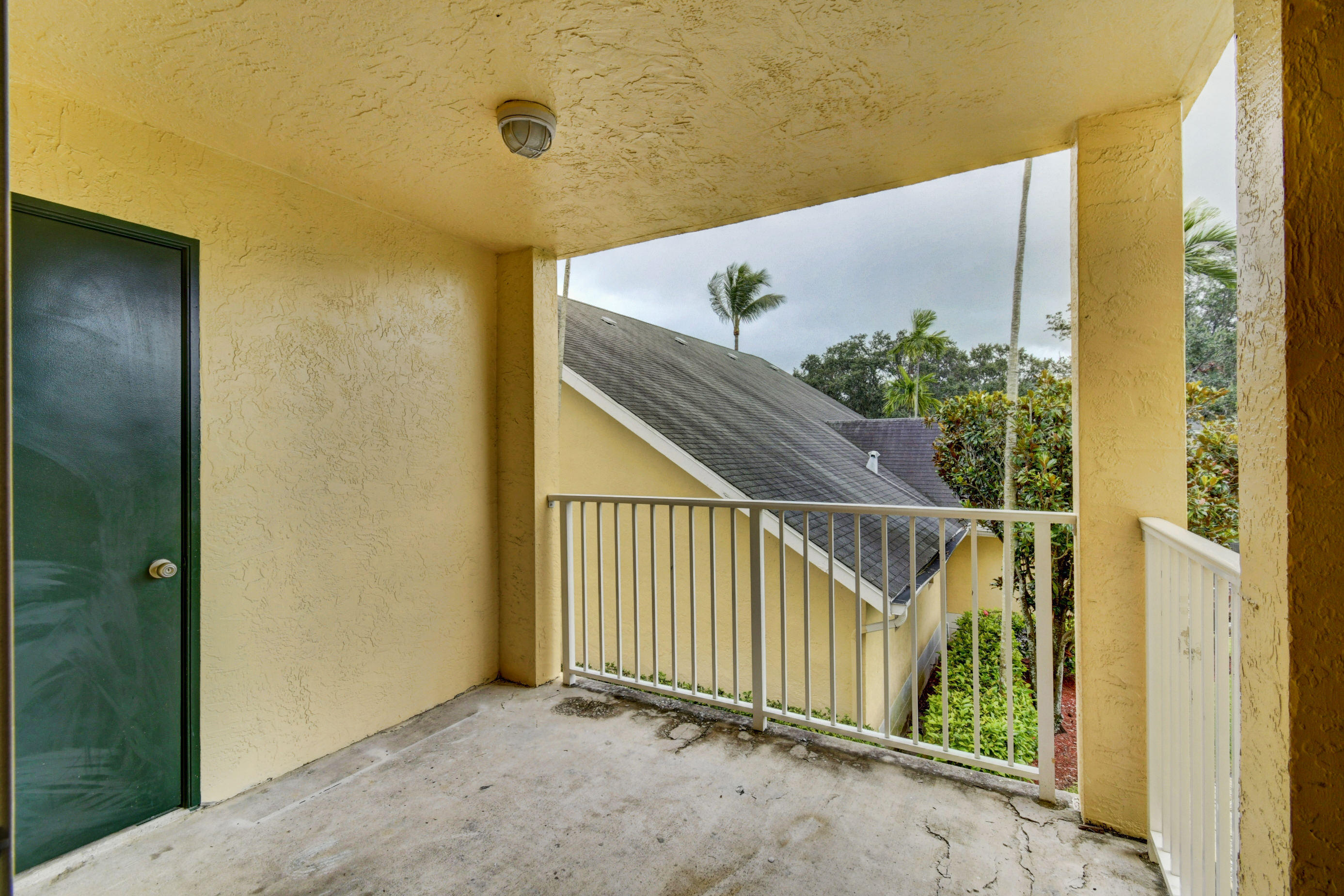 6283 La Costa Drive, Unit E Boca Raton, FL 33433 - Photo 29 of 34 31_dsc_3550_1_2_3_4