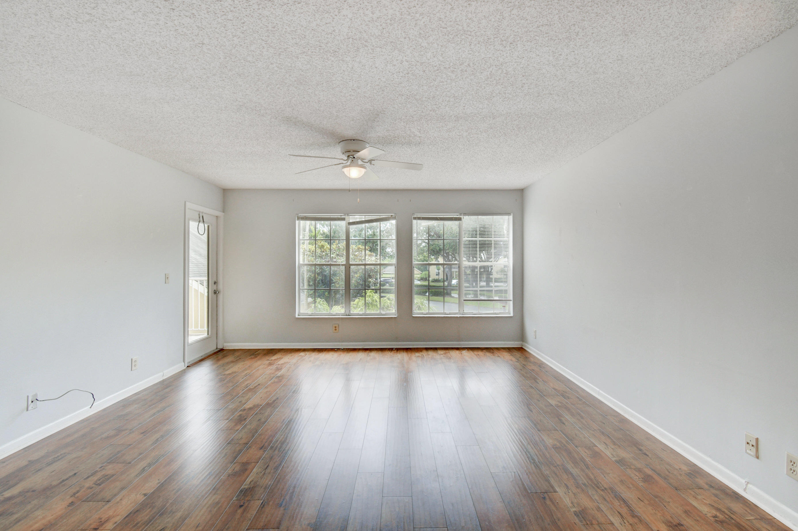 6283 La Costa Drive, Unit E Boca Raton, FL 33433 - Photo 5 of 34 08_dsc_3365_6_7_8_9