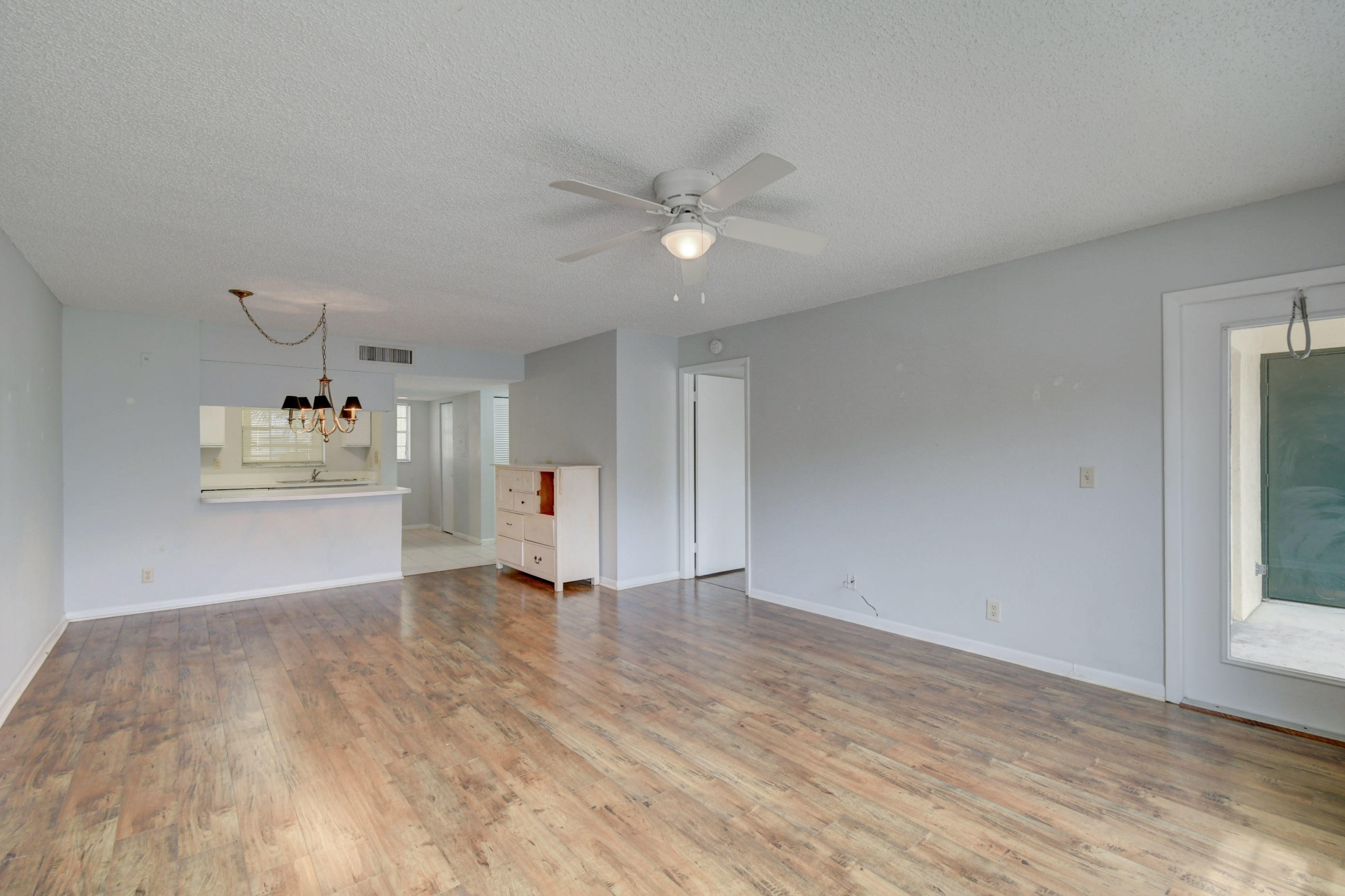 6283 La Costa Drive, Unit E Boca Raton, FL 33433 - Photo 7 of 34 10_dsc_3395_6_7_8_9