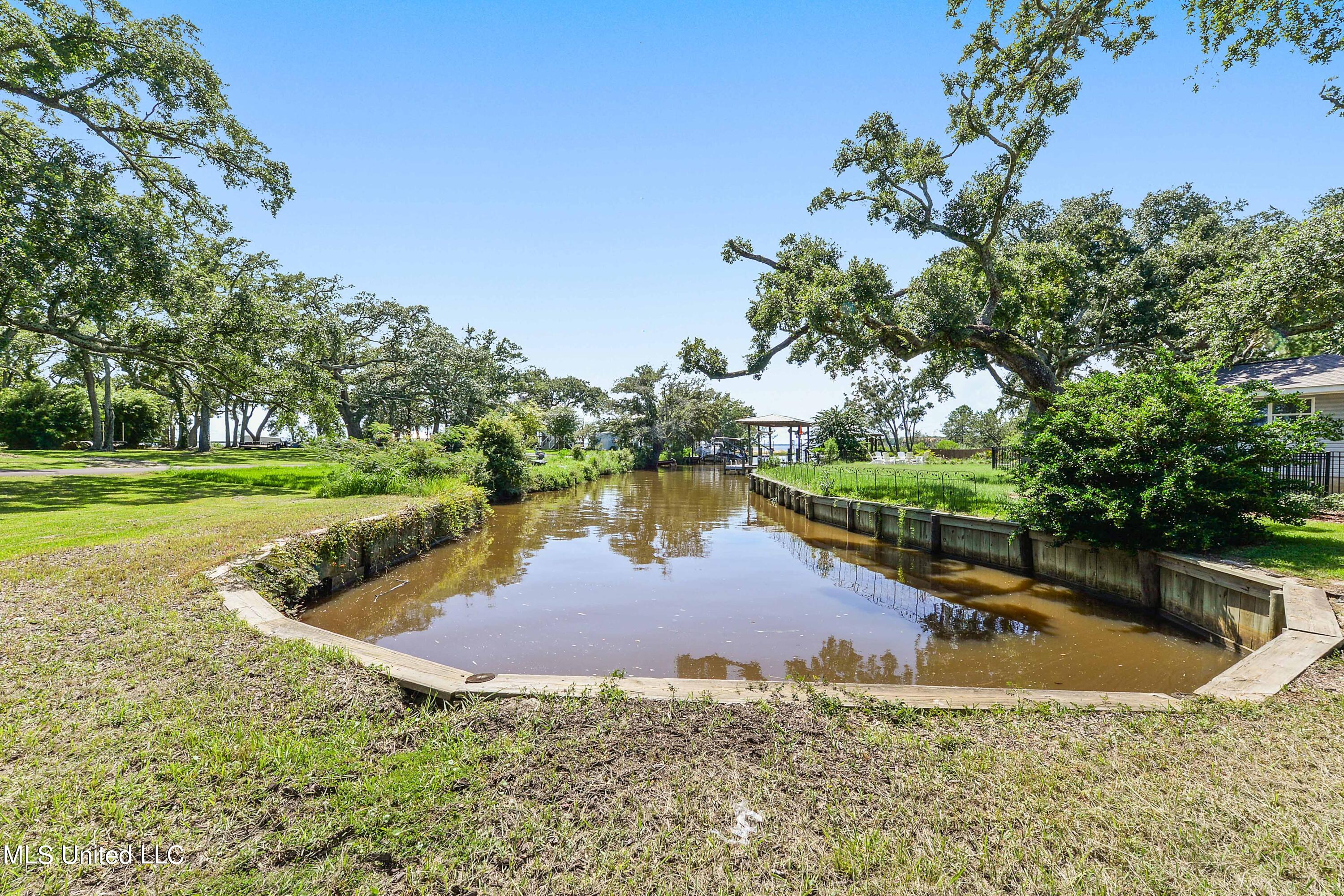 Eagle Point Road Ocean Springs, MS 39564 - Photo 18 of 26 022