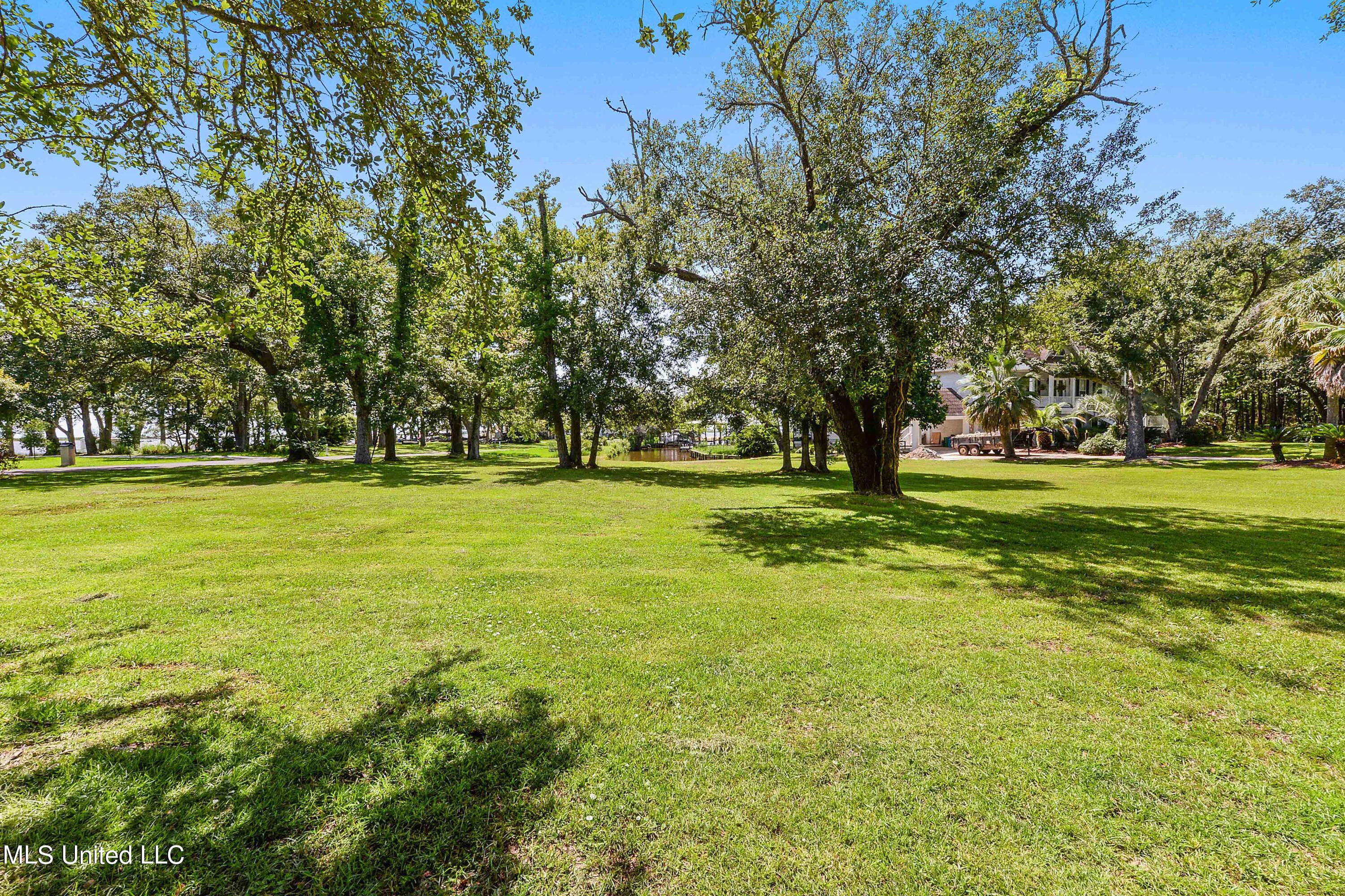 Eagle Point Road Ocean Springs, MS 39564 - Photo 19 of 26 017