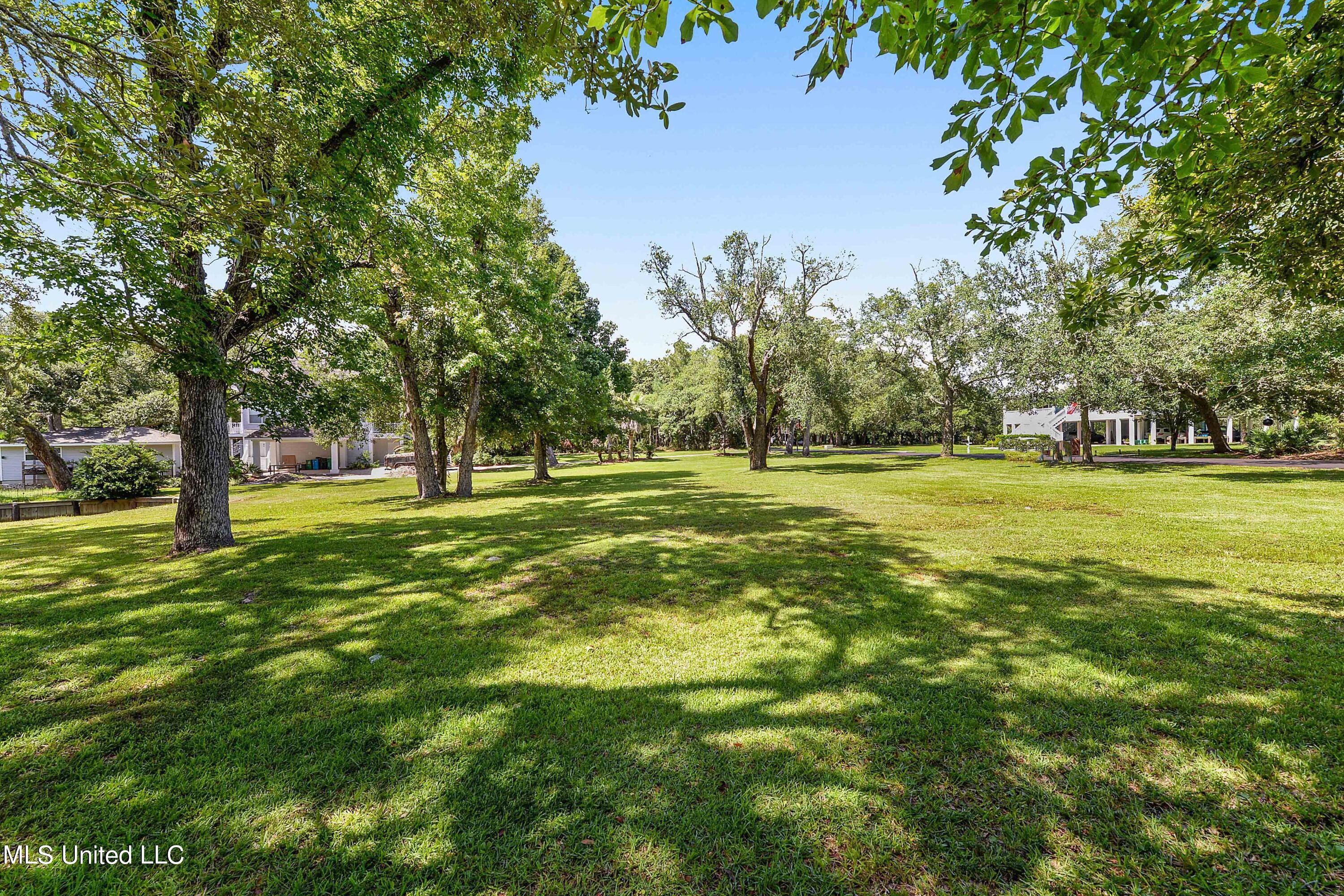 Eagle Point Road Ocean Springs, MS 39564 - Photo 21 of 26 019