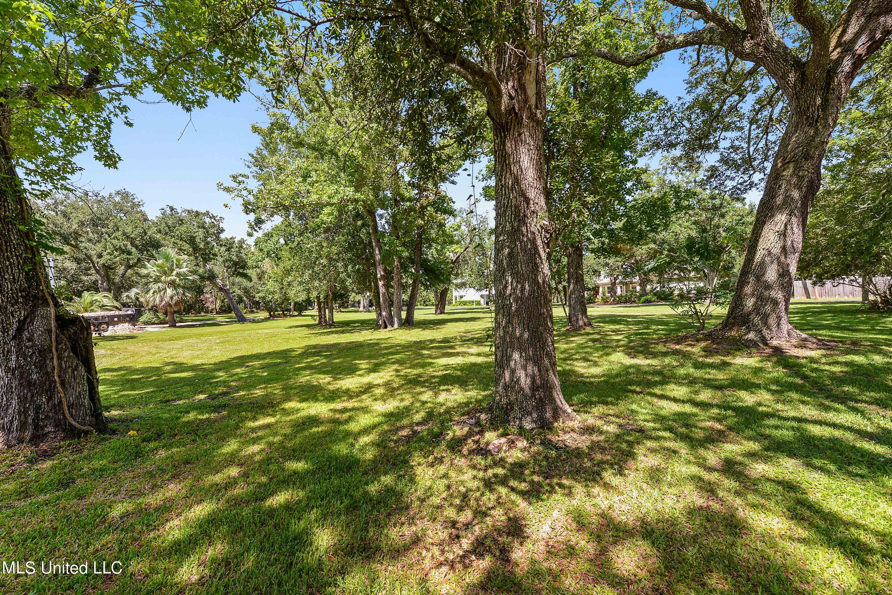 Eagle Point Road Ocean Springs, MS 39564 - Photo 22 of 26 020