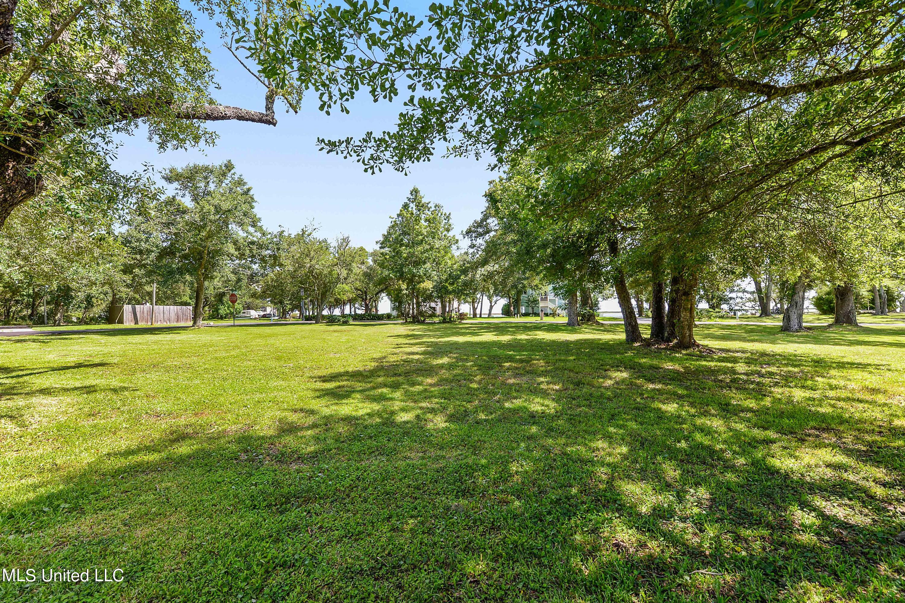 Eagle Point Road Ocean Springs, MS 39564 - Photo 25 of 26 024
