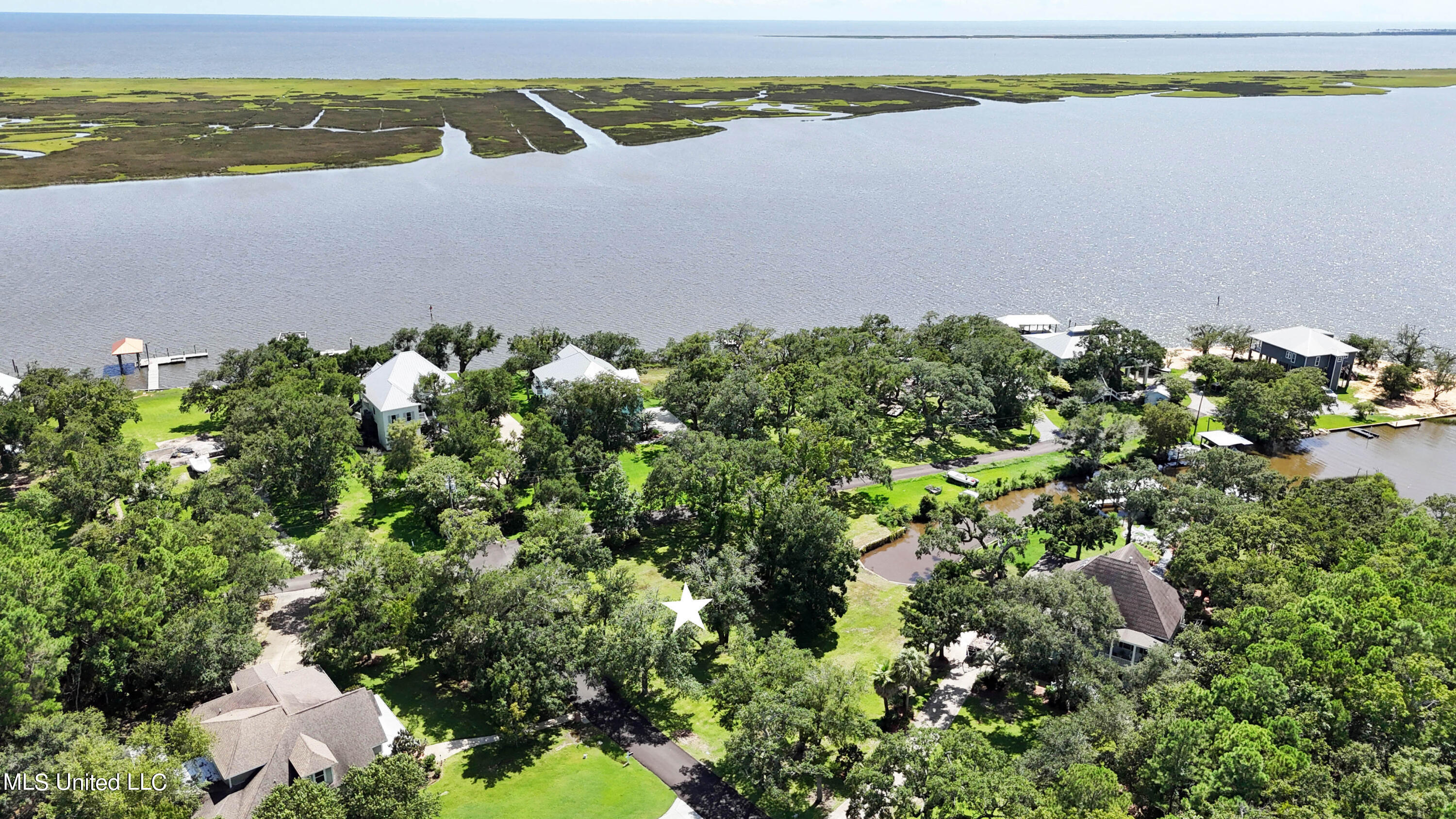 Eagle Point Road Ocean Springs, MS 39564 - Photo 7 of 26 016