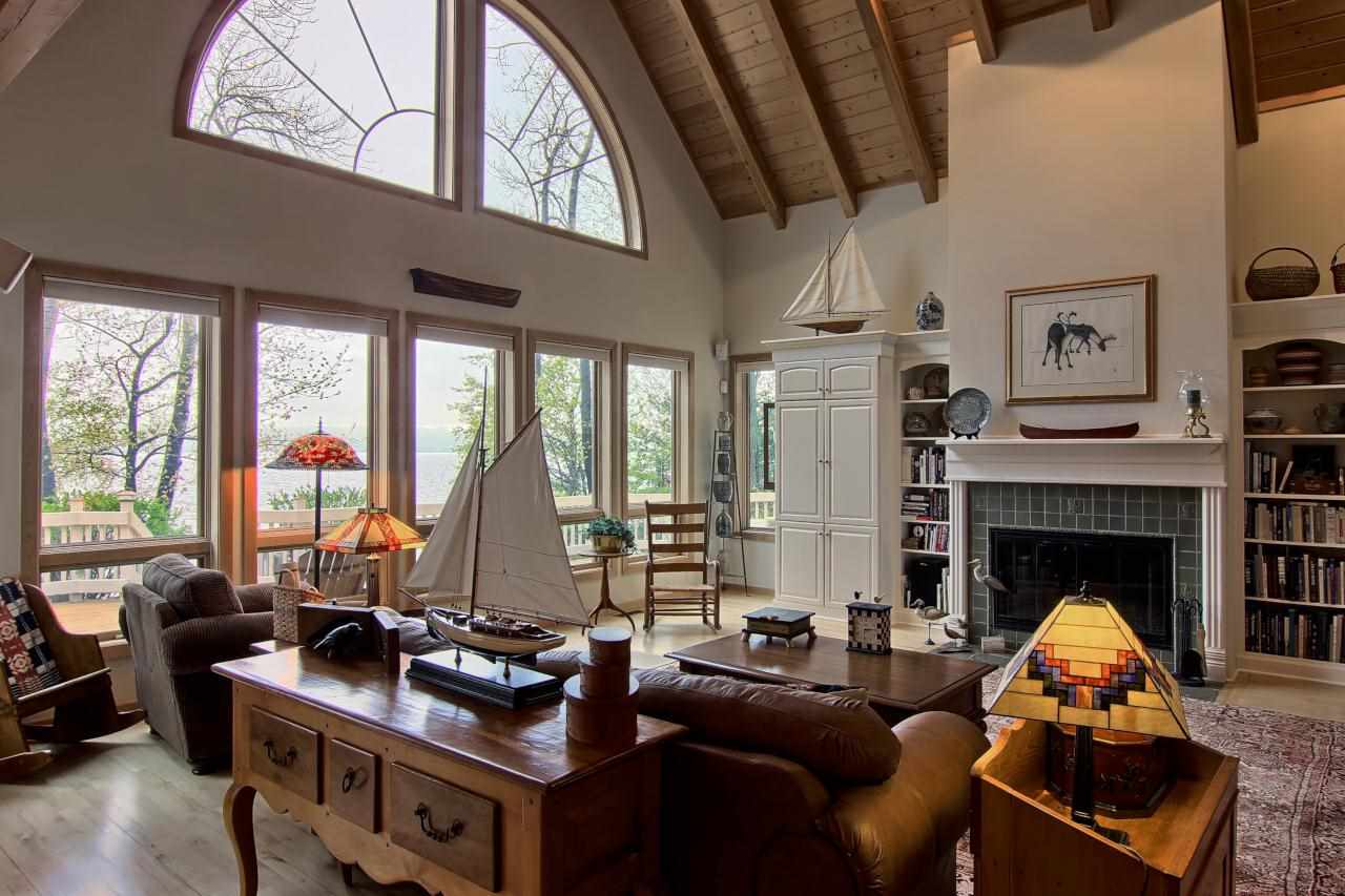 7676 South Lakeview Road Traverse City, MI 49684 - Photo 16 of 36 1799989-15.JPG