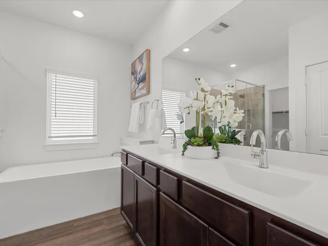 $325,000 | 12340 North Chestnut Hills Road, Conroe, TX 77303