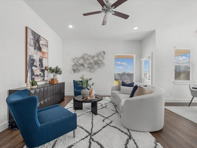 $325,000 | 12340 North Chestnut Hills Road, Conroe, TX 77303