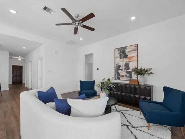 $325,000 | 12340 North Chestnut Hills Road, Conroe, TX 77303