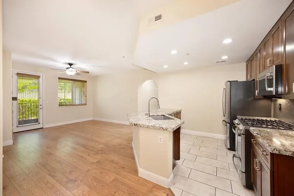 $374,900 | 6530 Hearthstone Circle, Unit CI611, Rocklin, CA 95677