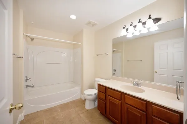 $374,900 | 6530 Hearthstone Circle, Unit CI611, Rocklin, CA 95677
