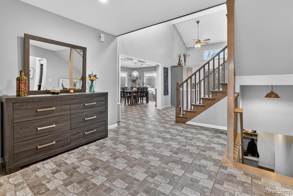 552 North McKinley Road Flushing, MI 48433 - Photo 10 of 98