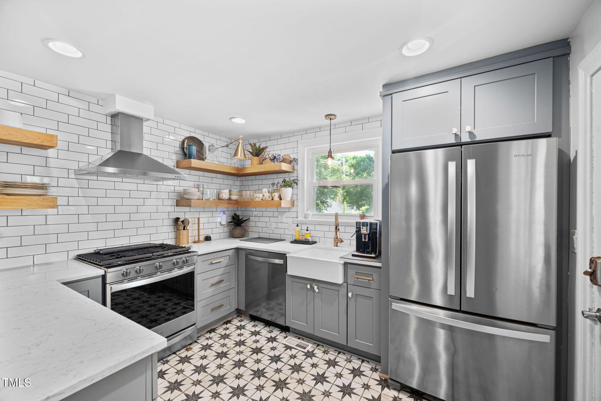 218 Lafayette Road Raleigh, NC 27604 - Photo 9 of 35 9-web-or-mls-218-lafayette-rd