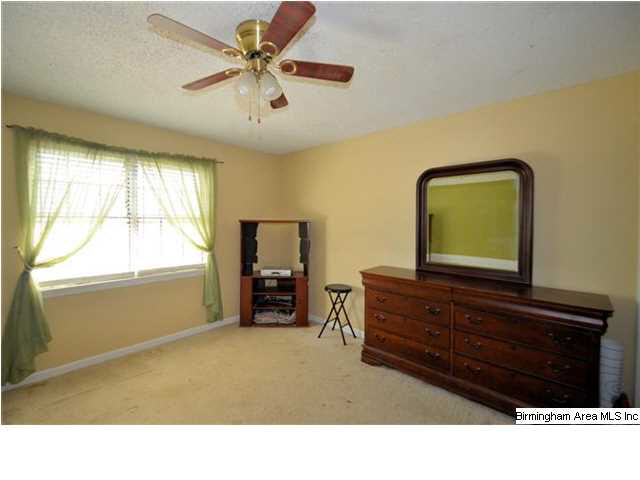 1325 Ashville Road Leeds, AL 35094 - Photo 17 of 20