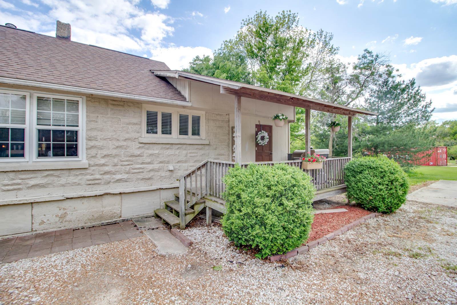 19463 Jones Road Jerseyville, IL 62052 - Photo 15 of 45 Gallery Image 15