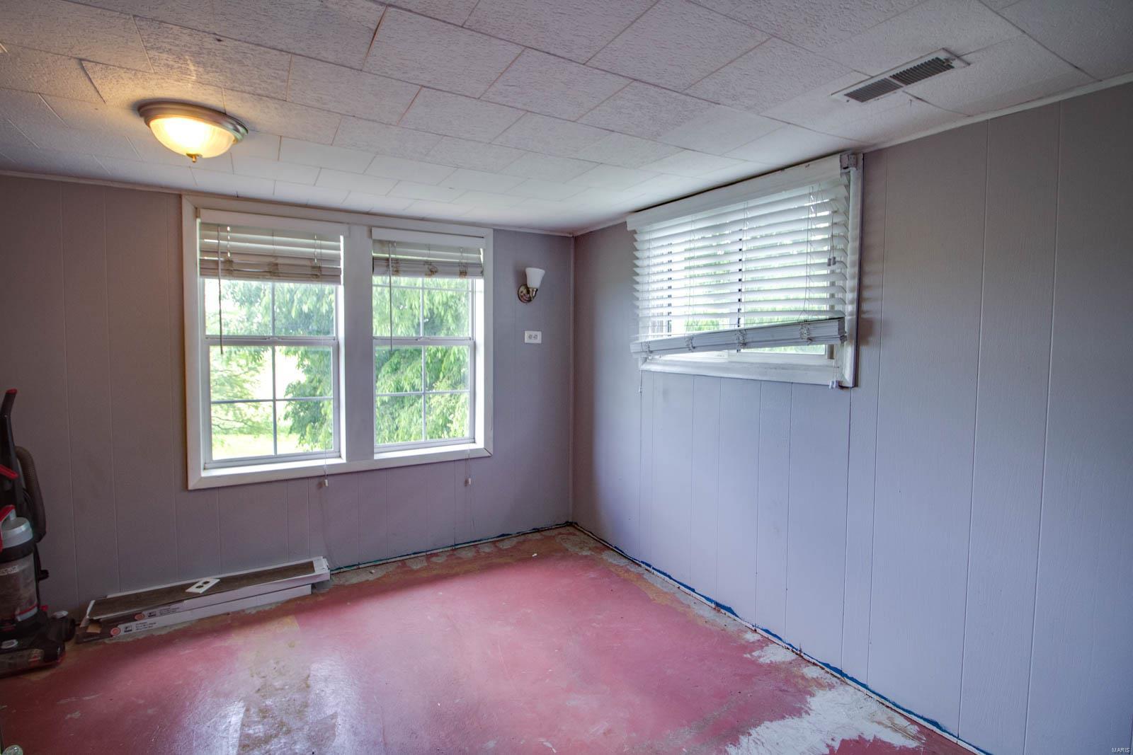 19463 Jones Road Jerseyville, IL 62052 - Photo 21 of 45 Gallery Image 21