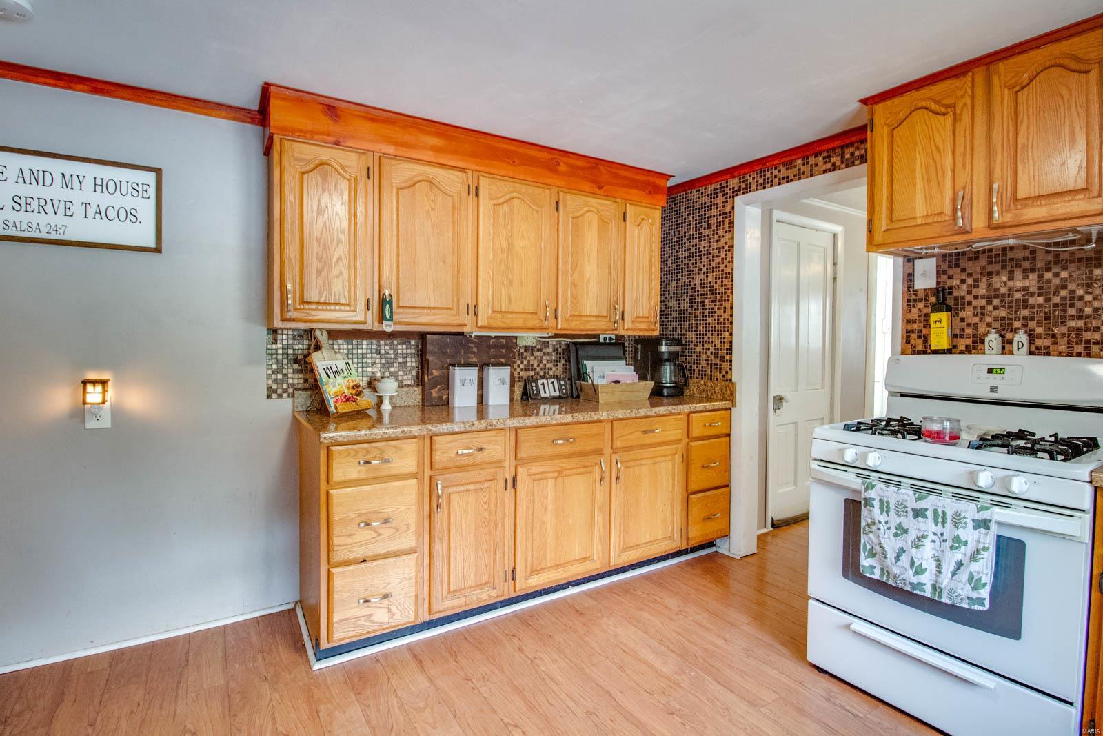 19463 Jones Road Jerseyville, IL 62052 - Photo 26 of 45 Gallery Image 26
