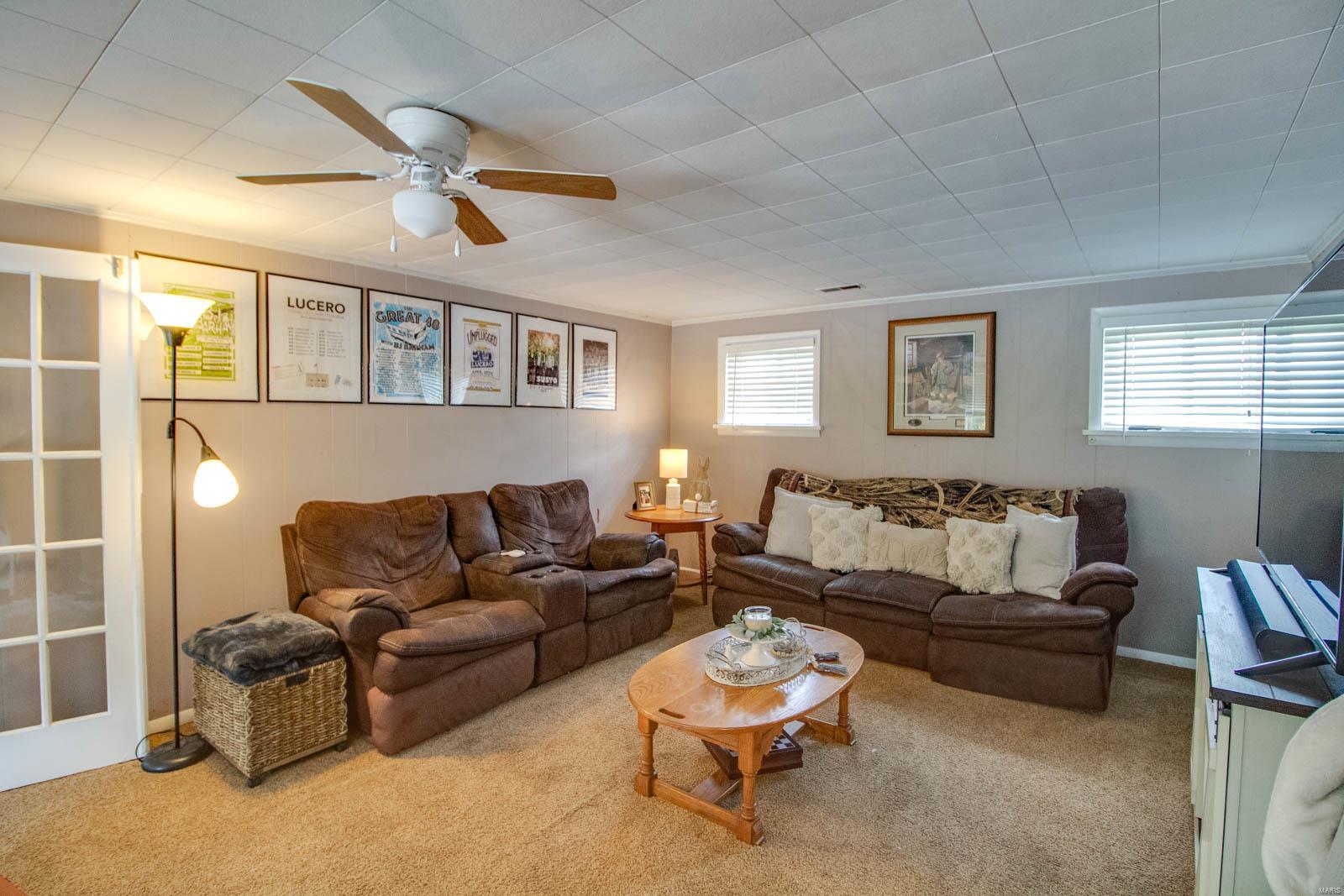 19463 Jones Road Jerseyville, IL 62052 - Photo 32 of 45 Gallery Image 32