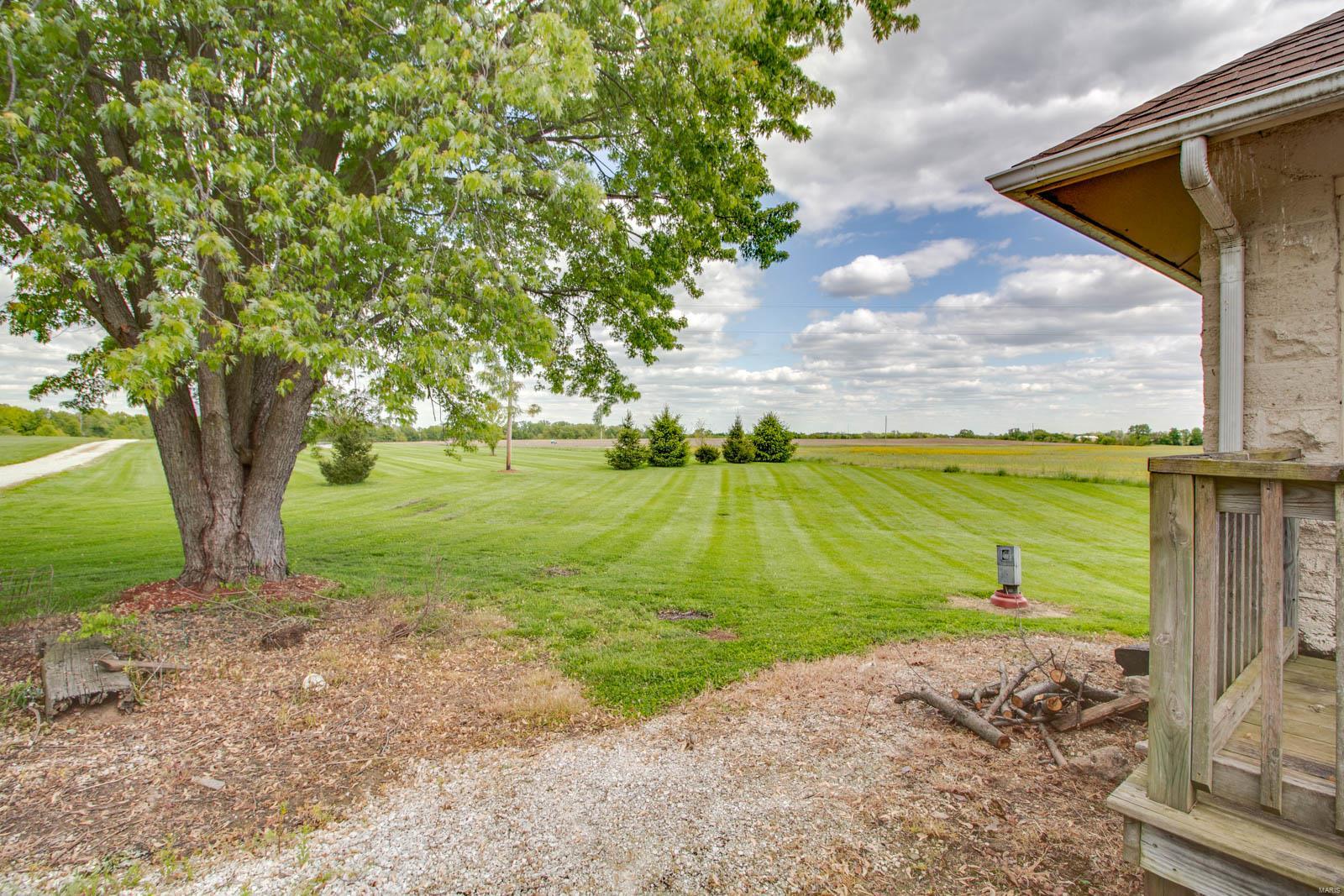 19463 Jones Road Jerseyville, IL 62052 - Photo 44 of 45 Gallery Image 44