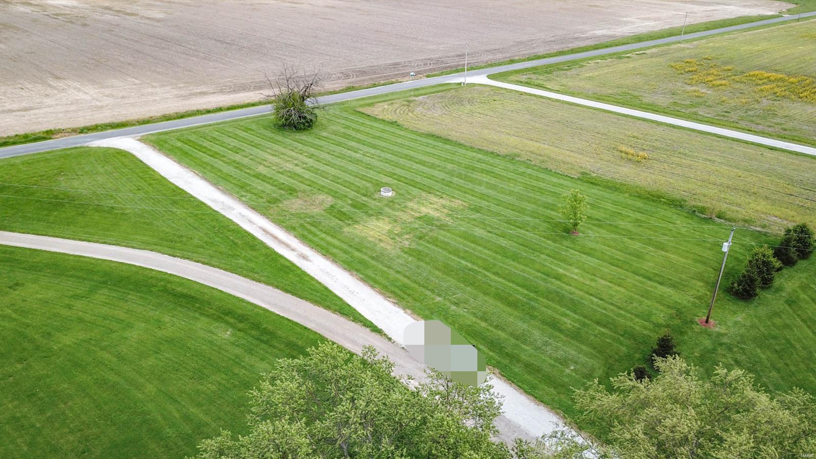 19463 Jones Road Jerseyville, IL 62052 - Photo 10 of 45 Gallery Image 10