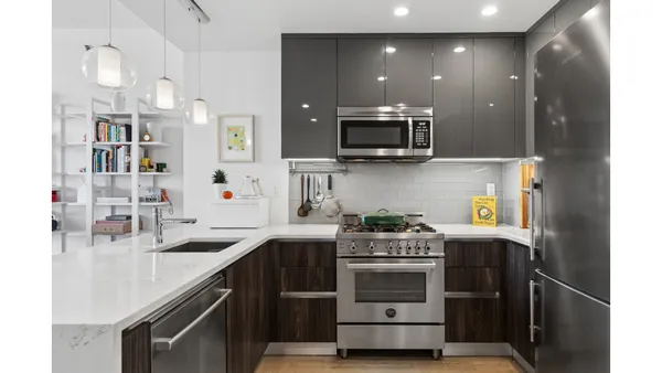 $1,125,000 | 11-30 45th Road, Unit 5A | Long Island City