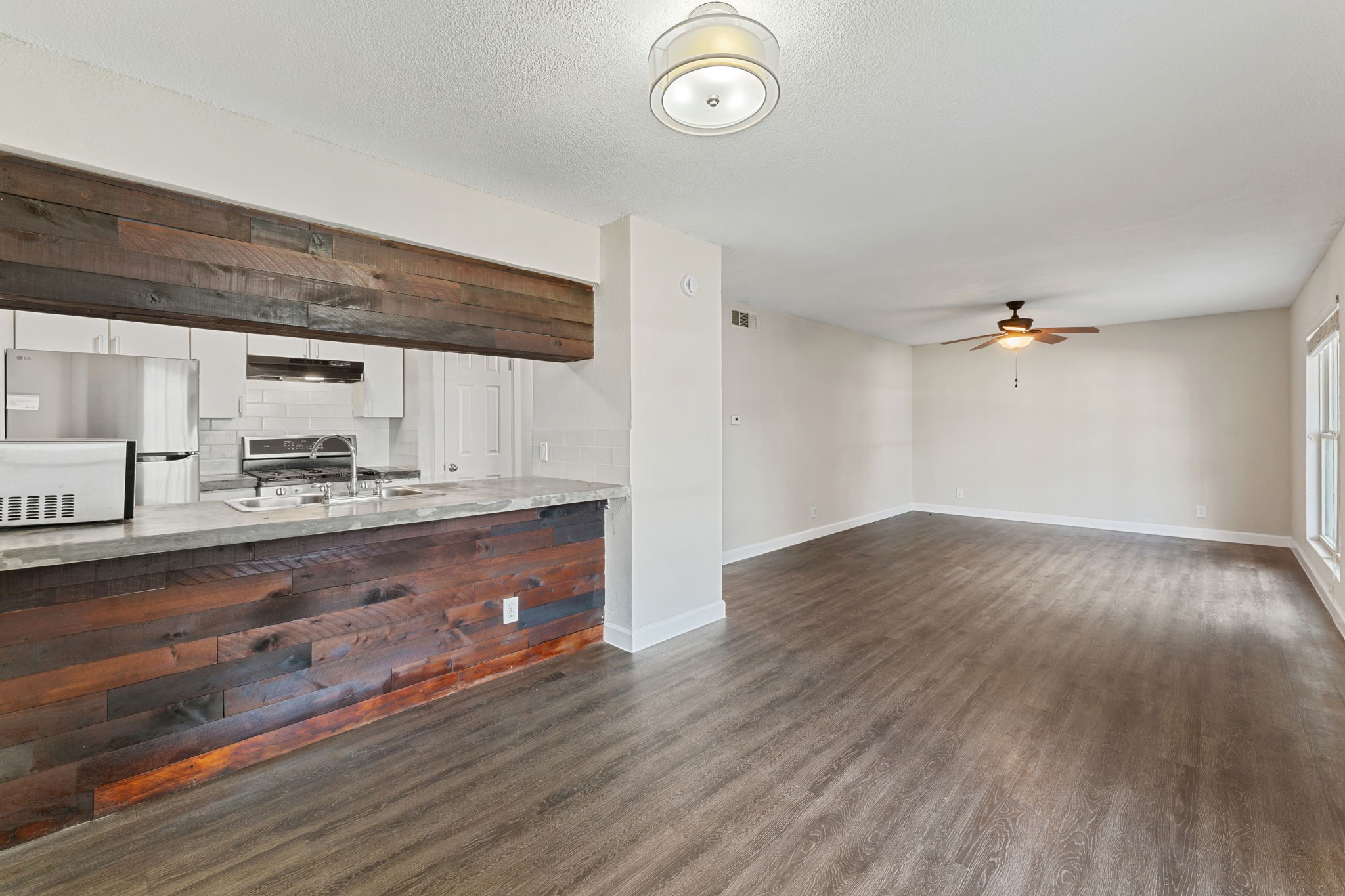 5005 Manor Road, Unit 132 Austin, TX 78723 - Photo 3 of 28