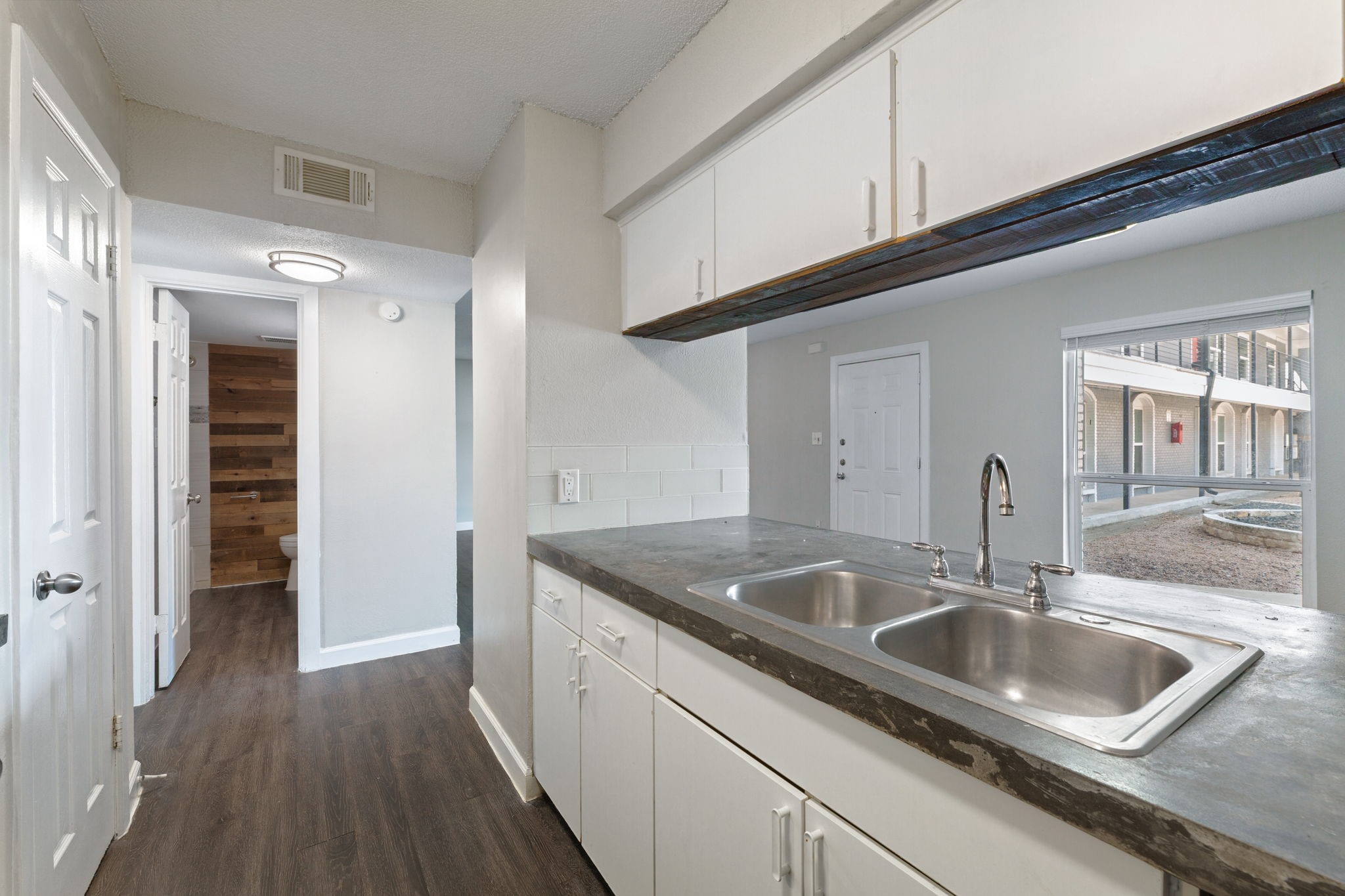 5005 Manor Road, Unit 132 Austin, TX 78723 - Photo 5 of 28