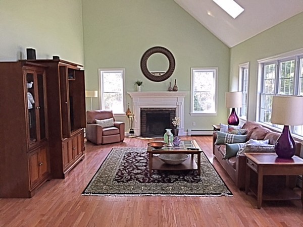 17 Vincent Road Mendon, MA 01756 - Photo 3 of 9 Gallery Image 3