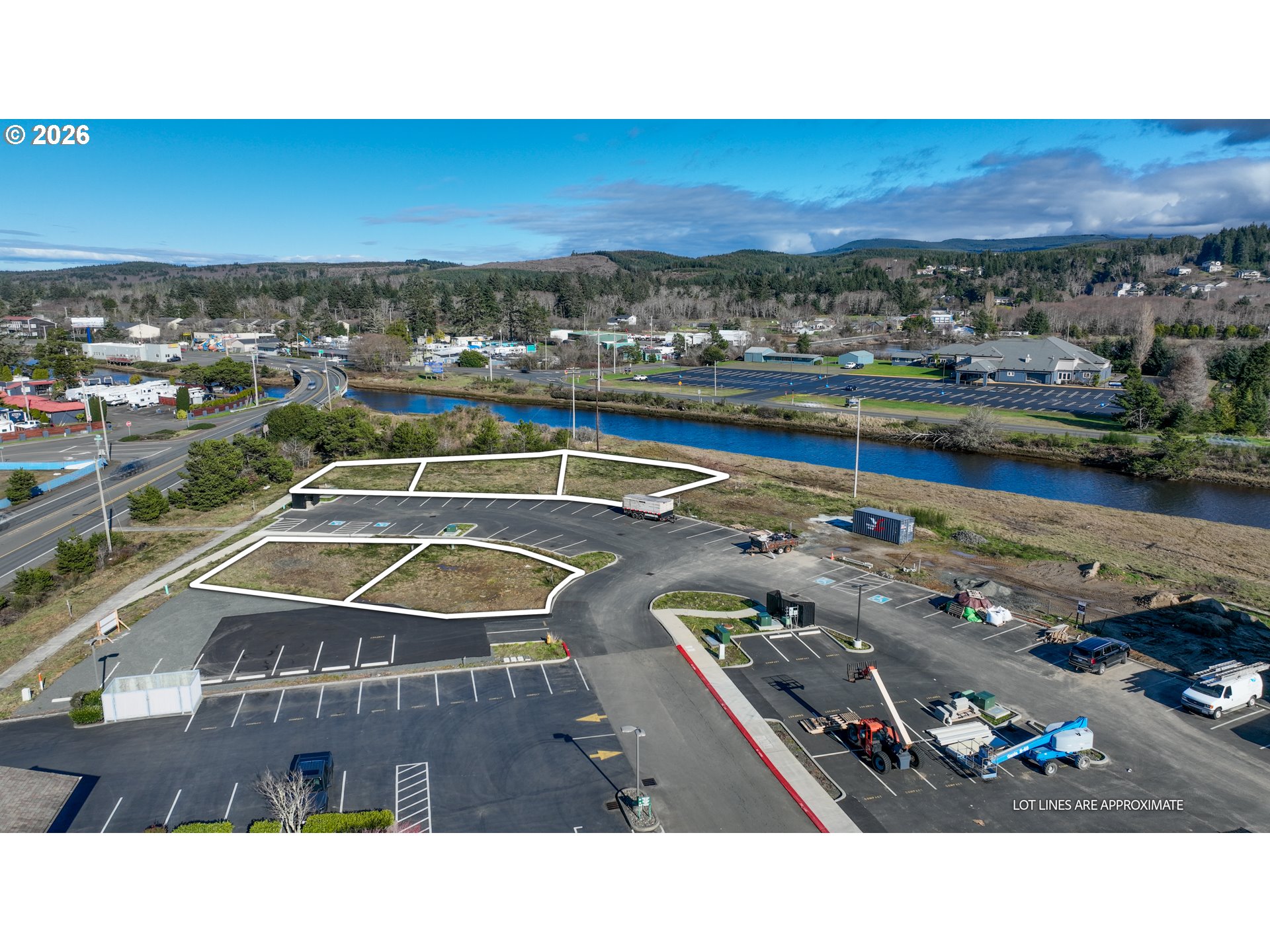 Cross Creek Street, Unit 12 Seaside, OR 97138 - Photo 12 of 18 a picture of city view with outdoor space