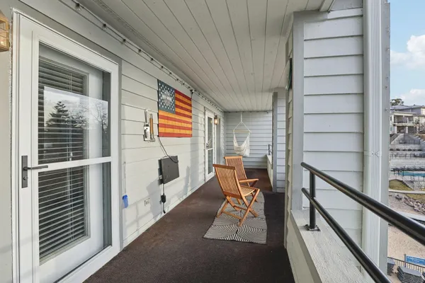 $379,900 | 530 East Hiawatha Drive, Unit 617, Wisconsin Dells, WI 53965
