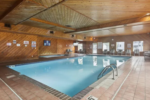 $379,900 | 530 East Hiawatha Drive, Unit 617, Wisconsin Dells, WI 53965