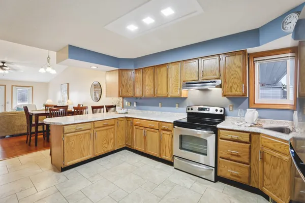 $379,900 | 530 East Hiawatha Drive, Unit 617, Wisconsin Dells, WI 53965