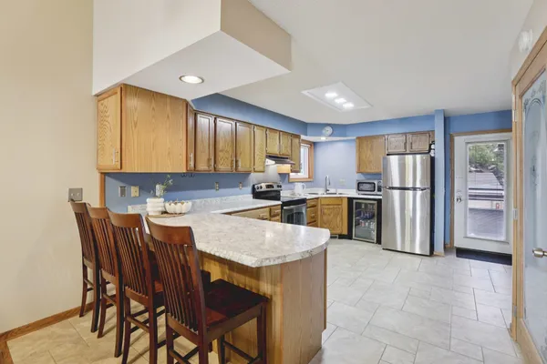 $379,900 | 530 East Hiawatha Drive, Unit 617, Wisconsin Dells, WI 53965