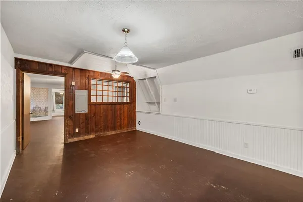 $285,000 | 3128 Emhouse Road, Corsicana, TX 75110