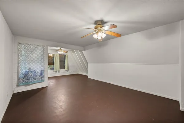 $285,000 | 3128 Emhouse Road, Corsicana, TX 75110
