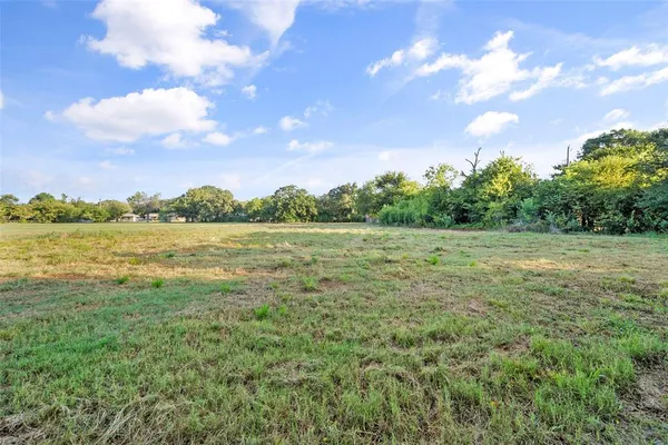 $285,000 | 3128 Emhouse Road, Corsicana, TX 75110