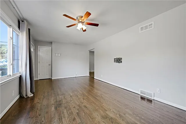 $240,000 | 657 Northeast Russell Rd., Kansas City, MO 64116