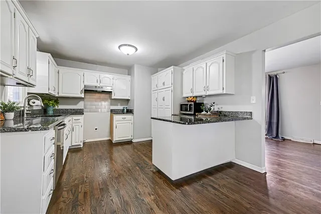 $240,000 | 657 Northeast Russell Rd., Kansas City, MO 64116